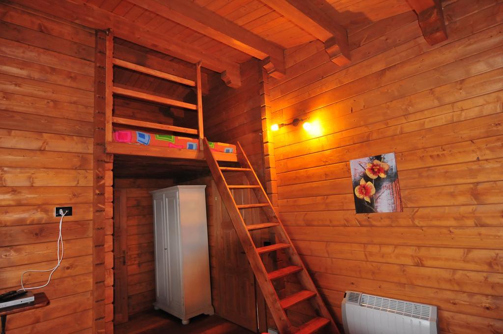 Chalet Dei Parchi Bed & Breakfast Saracinesco Phòng bức ảnh